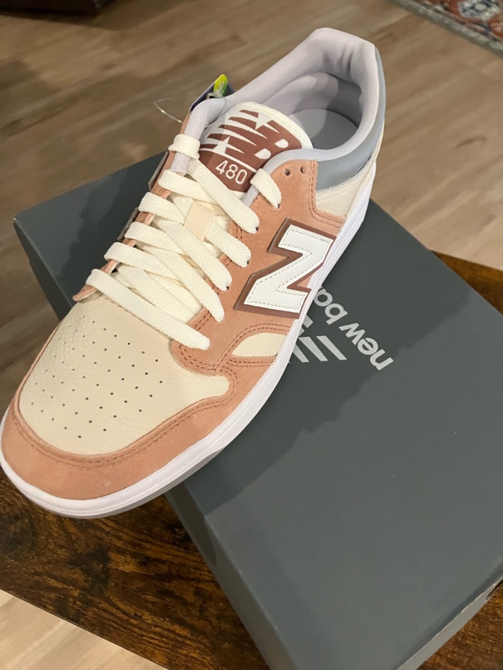 New Balance 480 Low-Top Sneaker